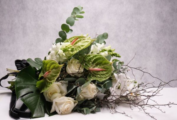 White Frost Bouquet - Image 2