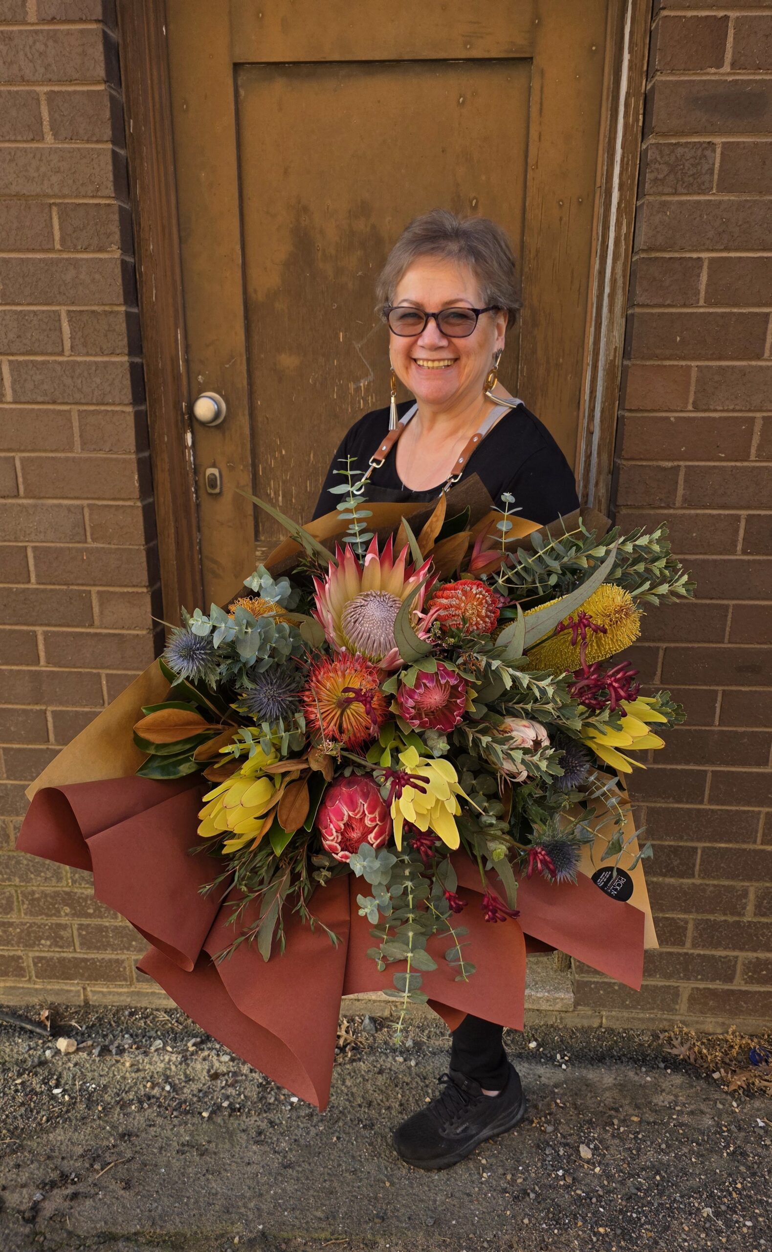 The Bushmans Wildflower Bouquet - Image 3