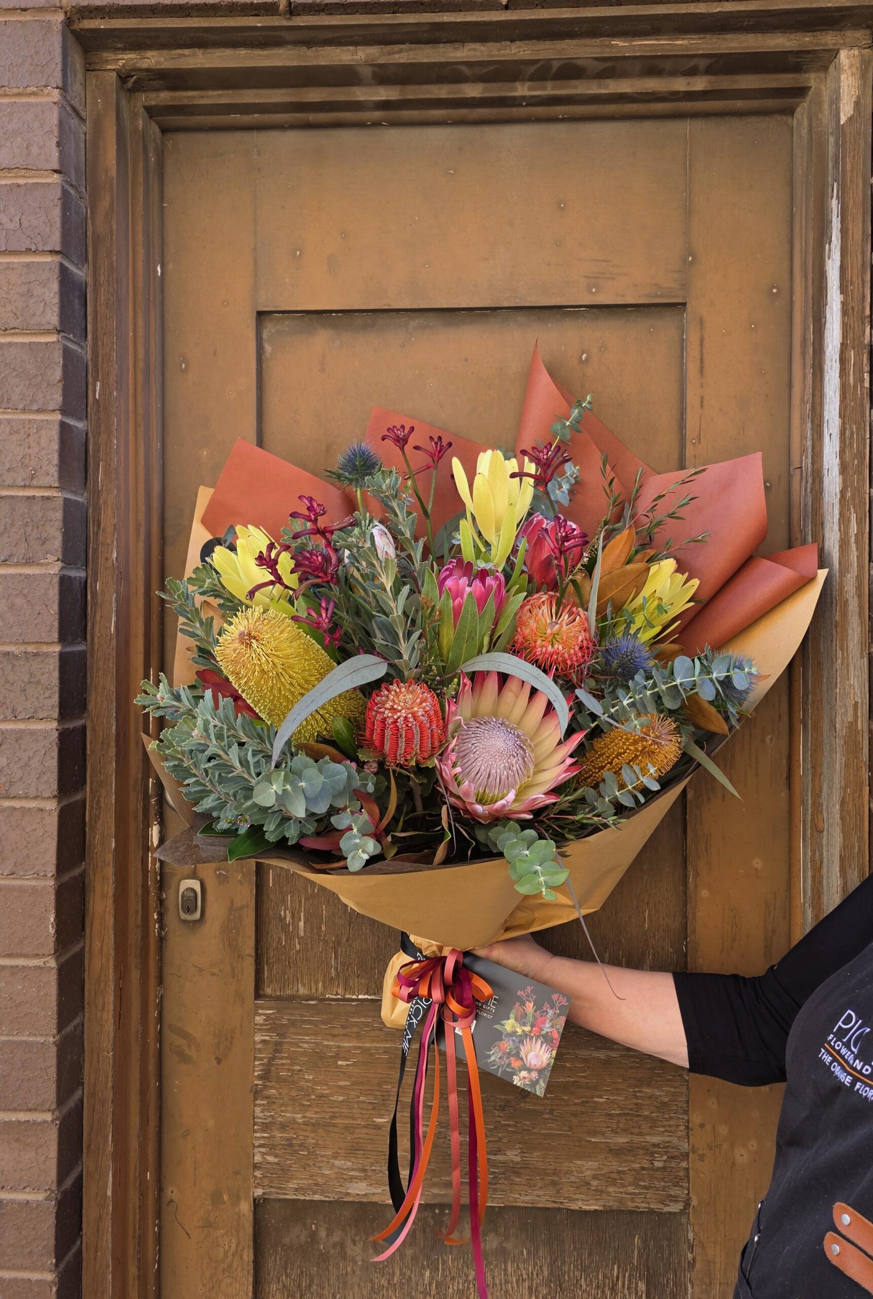 The Bushmans Wildflower Bouquet - Image 2