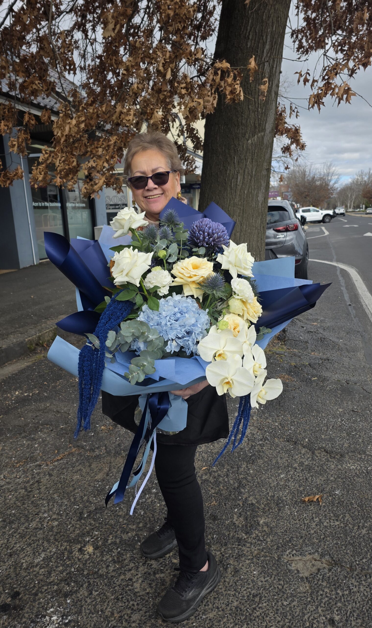 Royal Bouquet - Image 2